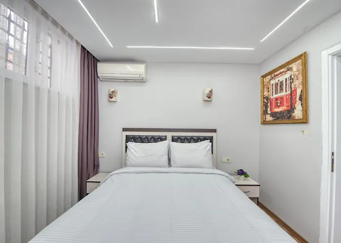 Bright Apart Hotel