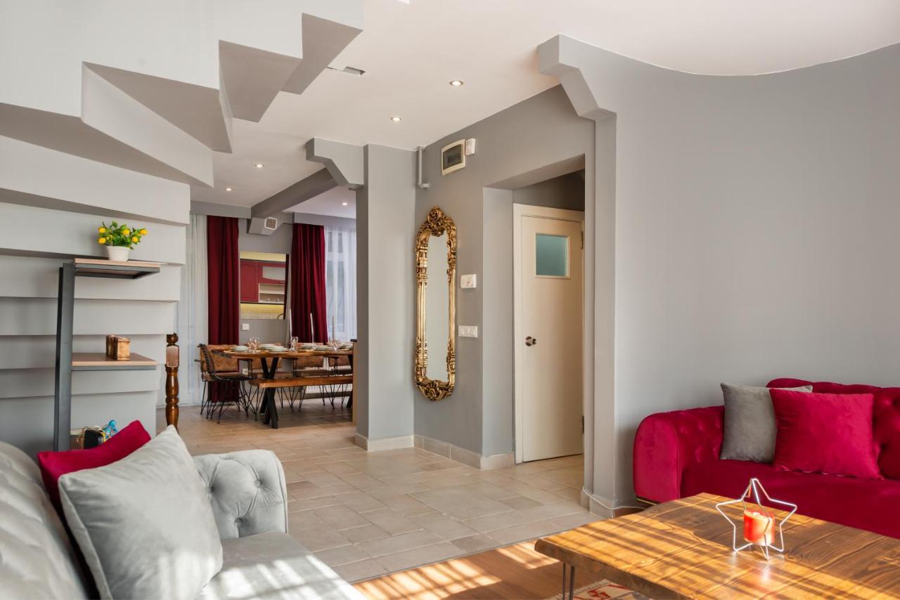 Bright Aparthotel