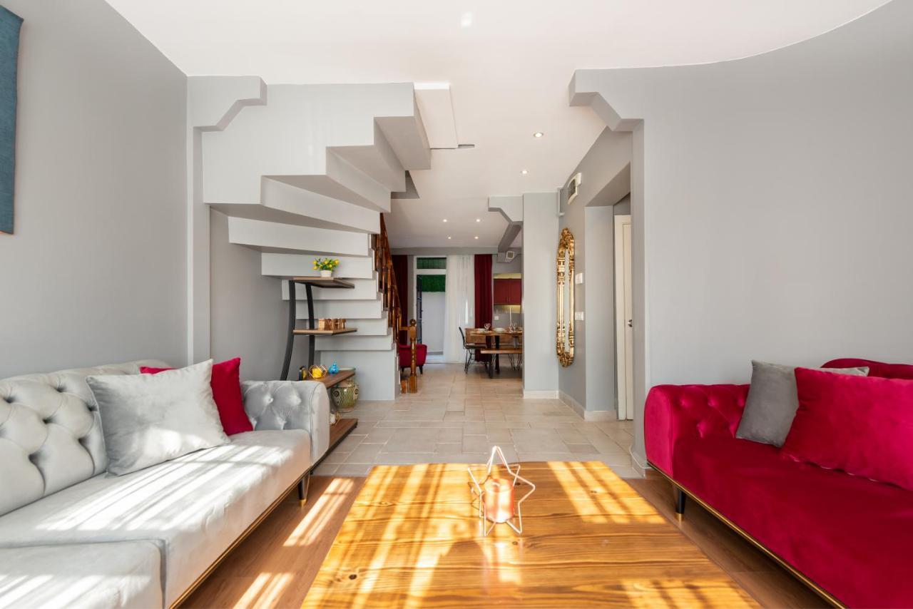 Bright Aparthotel 3*